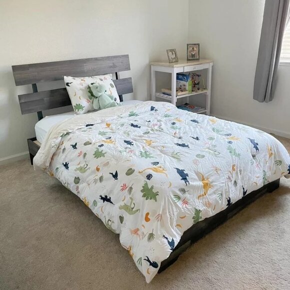 Pillowfort Dinosaur Microfiber Sheet Set Twin Size Flat Fitted Sheet Pillowcase - Picture 2 of 7